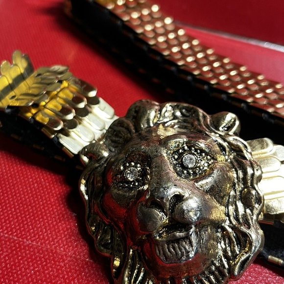 Signed STANGER NY Dramatic Gold Lion Rhinestone Gold Belt 26” Stretches To 45” - Picture 4 of 4
